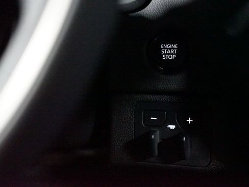 Used 2025 Toyota Tundra Limited image 26