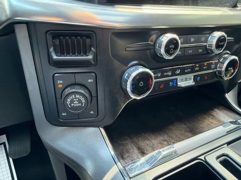 Used 2023 Ford F150 Lariat w/ Bed Utility Package AWD/4WD image 21