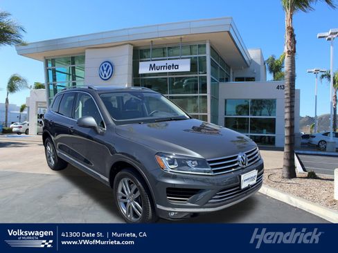 Used 2015 Volkswagen Touareg VR6 AWD/4WD image 1