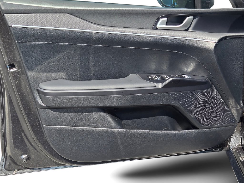 New 2026 Kia K5 LXS FWD image 14