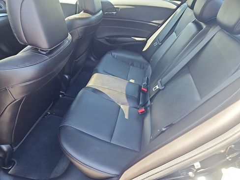 Used 2017 Acura ILX w/ Premium Package image 30