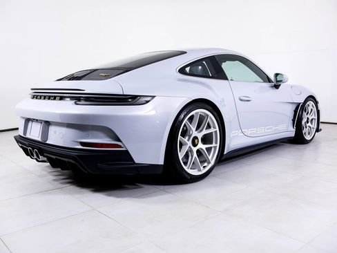 Certified 2024 Porsche 911 GT3 RS image 33