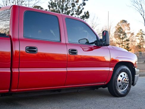 Used 2001 Chevrolet Silverado 3500 LT image 45