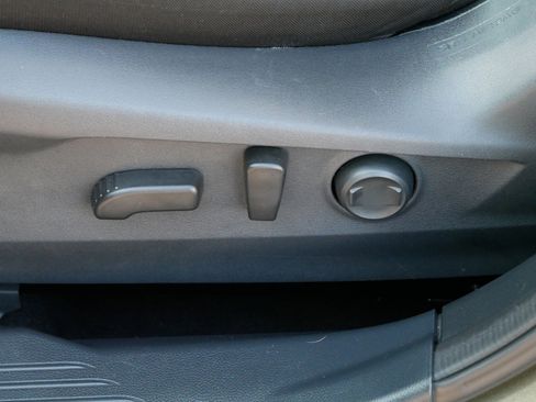 Used 2024 Subaru Outback Premium image 20