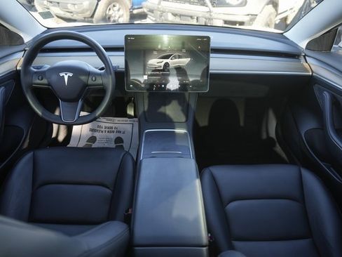 Used 2023 Tesla Model 3 Standard Range image 21