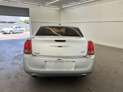 Used 2013 Chrysler 300 Motown image 6