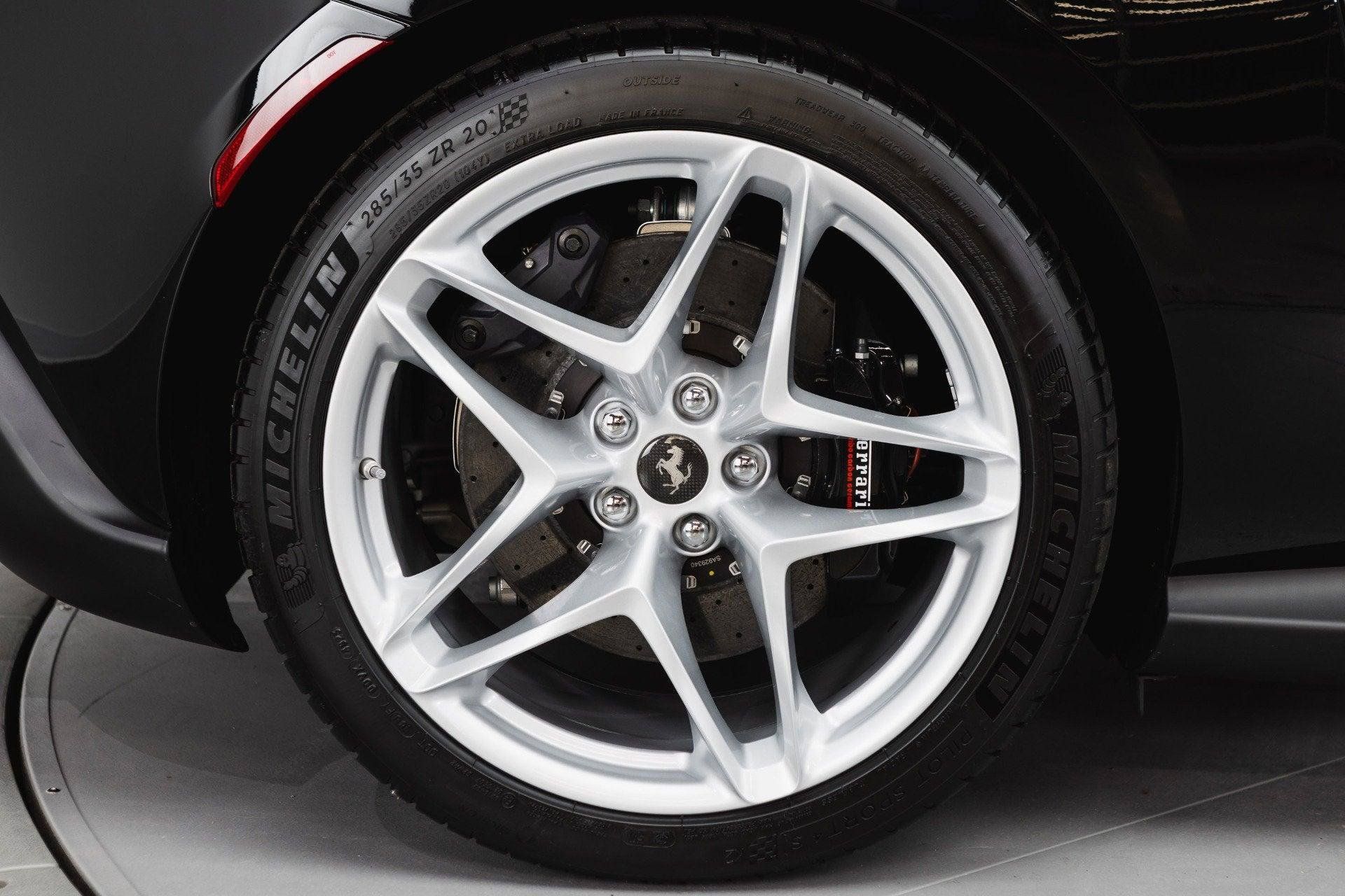 Certified 2024 Ferrari Roma Spider RWD image 25