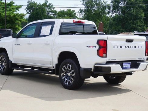 Used 2024 Chevrolet Colorado LT w/ LT Convenience Package III AWD/4WD image 5