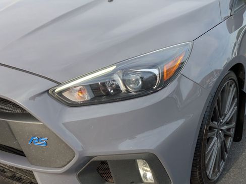 Used 2017 Ford Focus RS AWD/4WD image 10