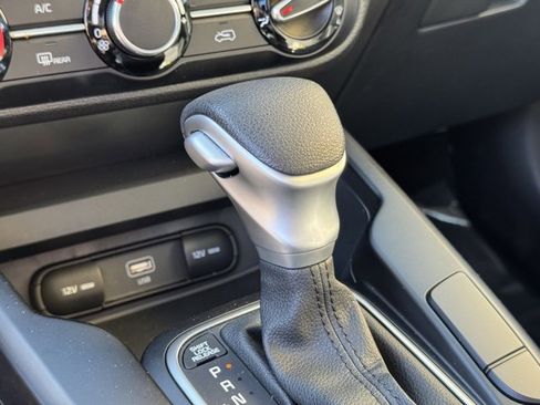 Certified 2023 Kia Soul LX image 23