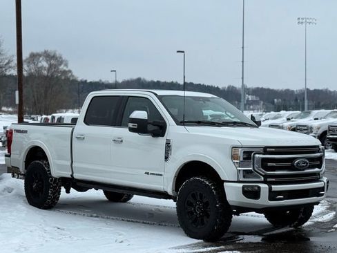 Certified 2022 Ford F250 Platinum w/ Tremor Off-Road Package image 42