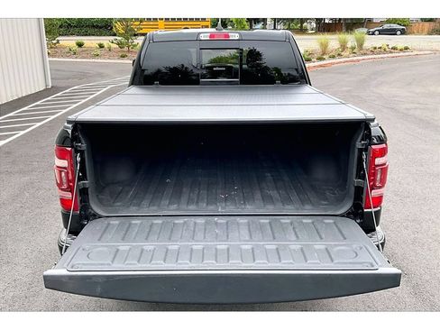 Used 2022 RAM 1500 Limited w/ Body Color Bumper Group AWD/4WD image 34