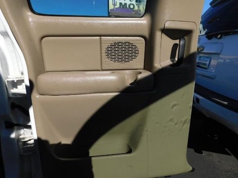 Used 2004 Chevrolet Silverado 1500 2WD Extended Cab image 12