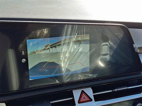 New 2025 Kia Niro EX w/ EX Cold Weather Package image 13