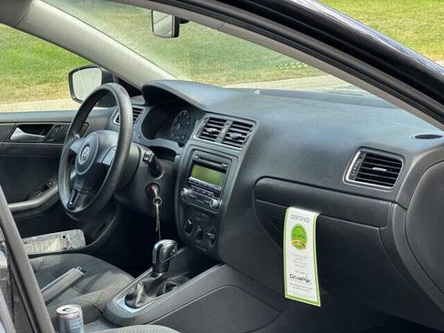 Used 2014 Volkswagen Jetta S image 20