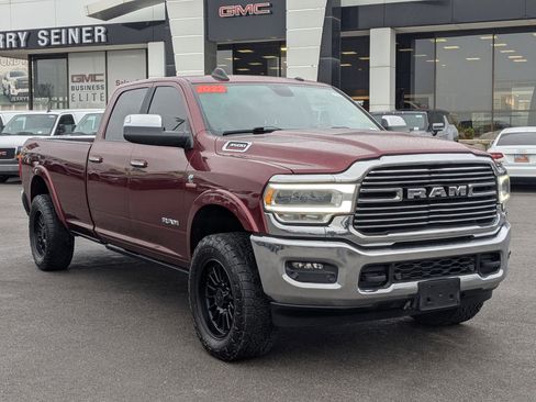Used 2022 RAM 3500 Laramie image 8