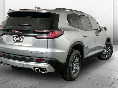 Used 2025 GMC Acadia Elevation FWD image 13
