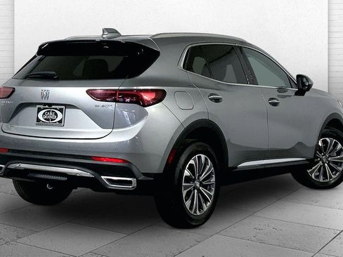 Used 2025 Buick Envision Preferred image 13