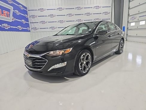 Used 2023 Chevrolet Malibu LT image 1