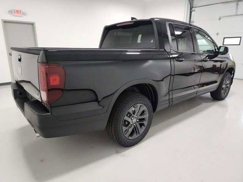 Used 2023 Honda Ridgeline Sport image 6