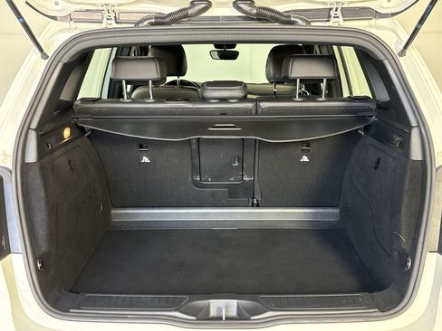 Used 2017 Mercedes-Benz B 250e image 29