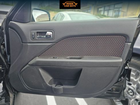 Used 2007 Ford Fusion SE image 19