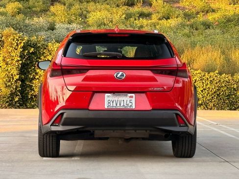 Used 2021 Lexus UX 250h image 12
