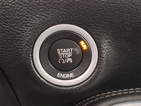 Used 2016 Dodge Challenger R/T Scat Pack image 22