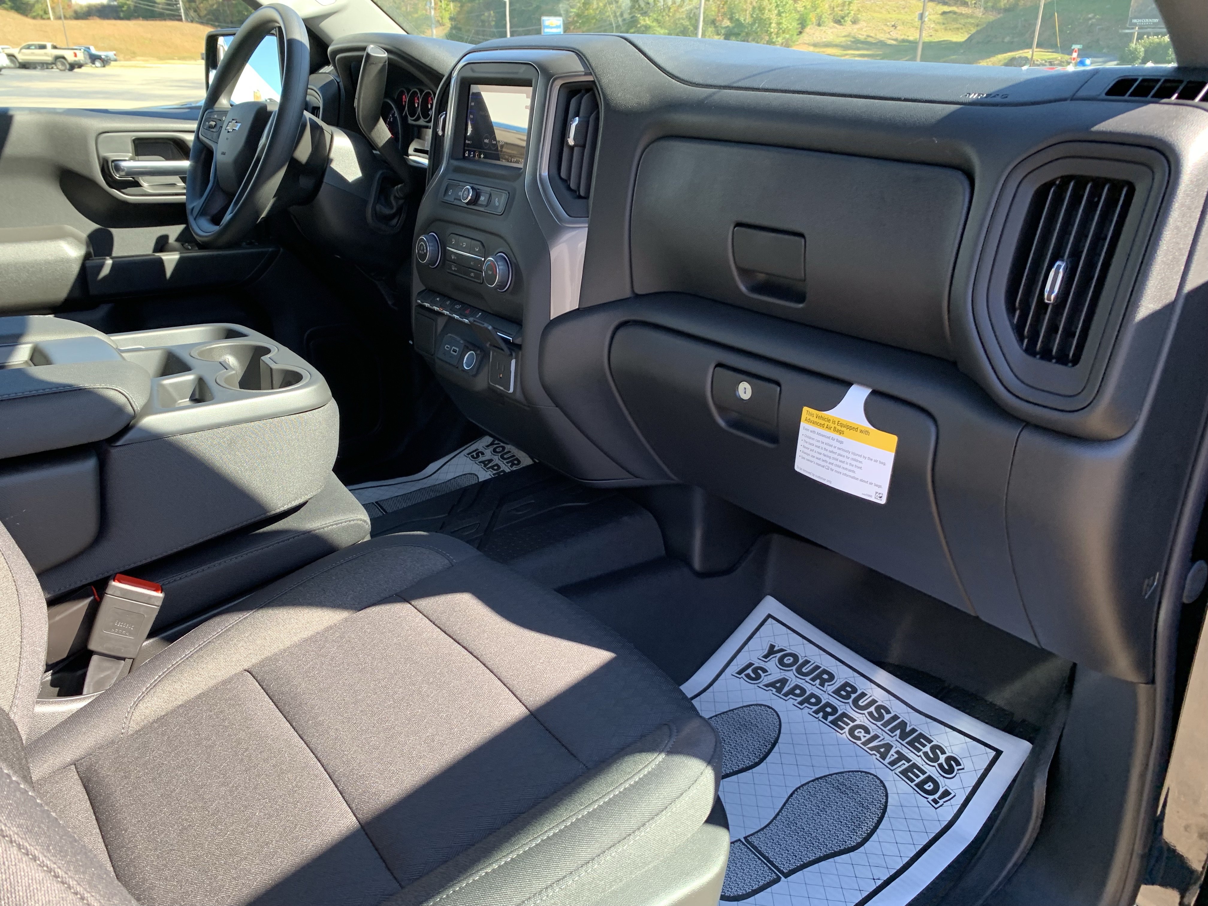 New 2026 Chevrolet Silverado 1500 Custom w/ Turbomax Blackout Package AWD/4WD image 21