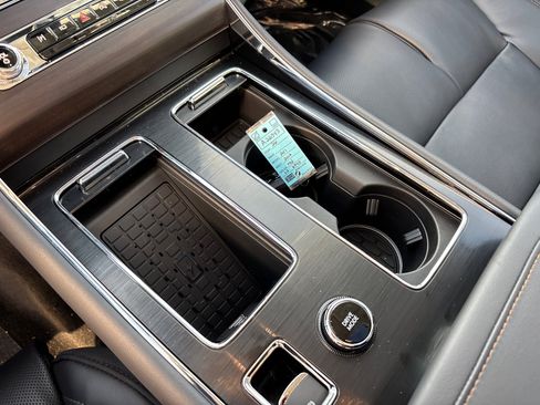 New 2026 Lincoln Aviator Reserve image 23