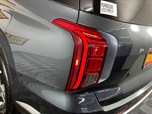 Used 2023 Hyundai Palisade Limited image 26