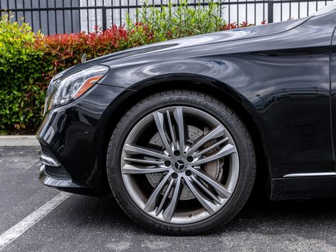 Used 2019 Mercedes-Benz S 560 Sedan image 10