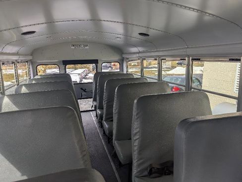 Used 2014 Chevrolet Express 4500 w/ School Bus Package image 13
