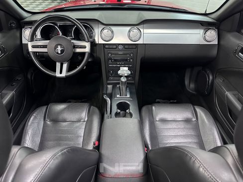 Used 2006 Ford Mustang GT Premium RWD image 32