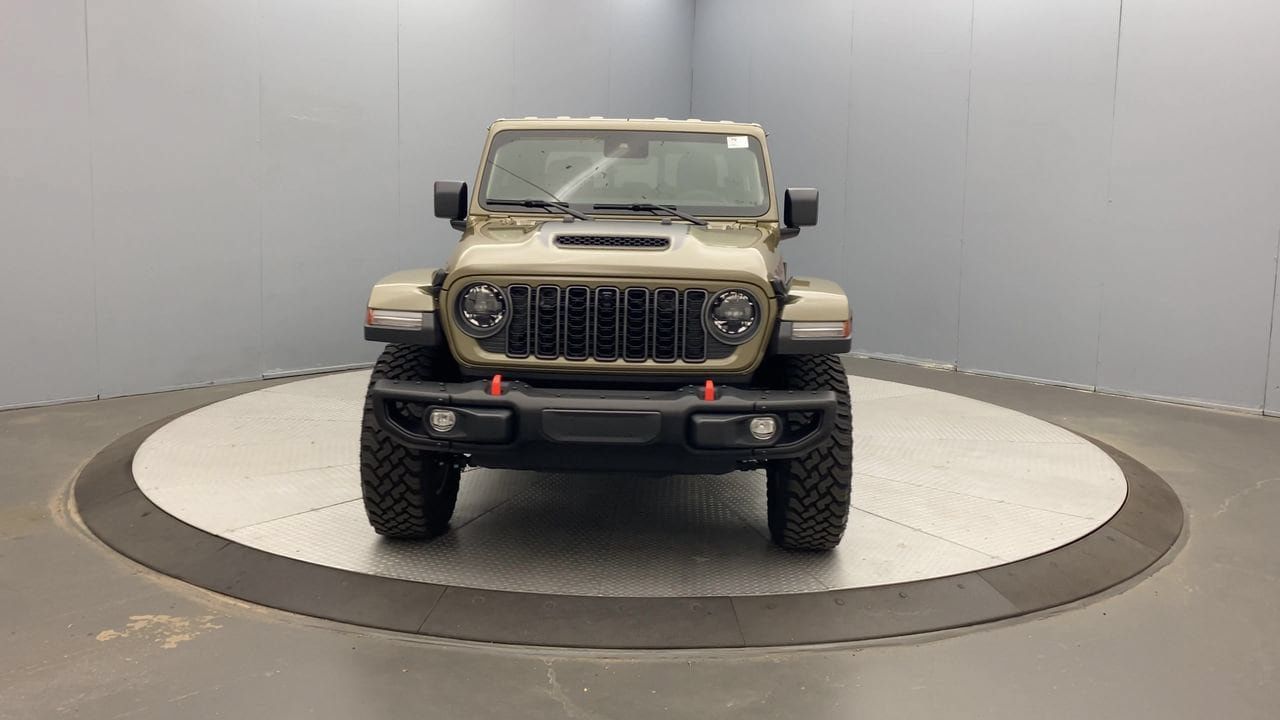 Used 2025 Jeep Gladiator Mojave AWD/4WD image 8