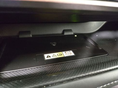 Used 2024 Toyota Highlander XLE image 26