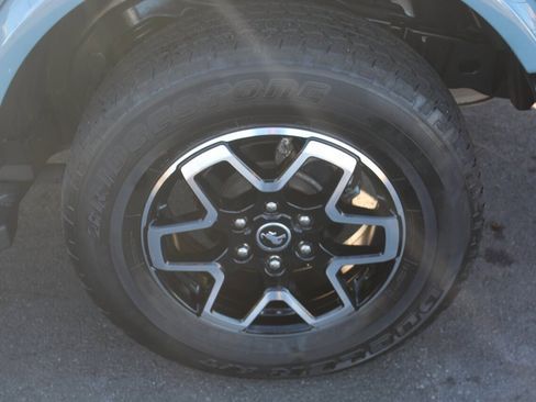 Used 2021 Ford Bronco Outer Banks image 28