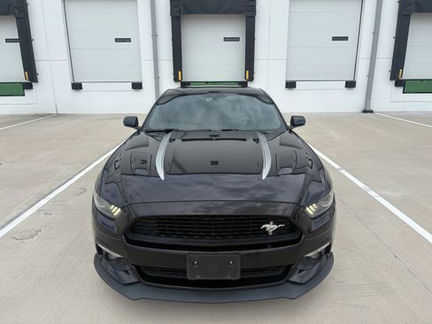 Used 2016 Ford Mustang GT Premium w/ Equipment Group 401A RWD image 7