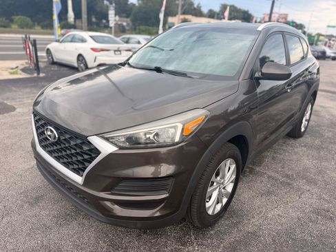 Used 2019 Hyundai Tucson Value FWD image 2