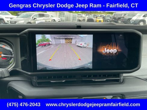 Certified 2025 Jeep Wrangler Unlimited Sahara AWD/4WD image 60