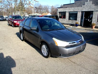 Used 2010 Ford Focus SE