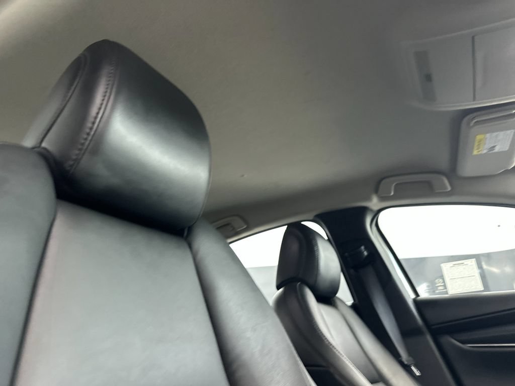 Used 2024 MAZDA MAZDA3 s FWD image 15