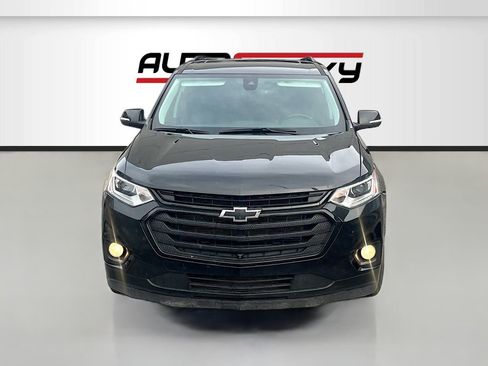 Used 2021 Chevrolet Traverse RS image 2