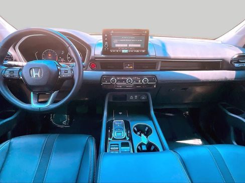 Used 2025 Honda Pilot EX-L image 15