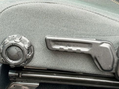 Used 2024 Jeep Gladiator Sport image 24