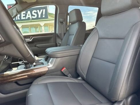 New 2026 GMC Sierra 1500 Elevation w/ Elevation Premium Package AWD/4WD image 10