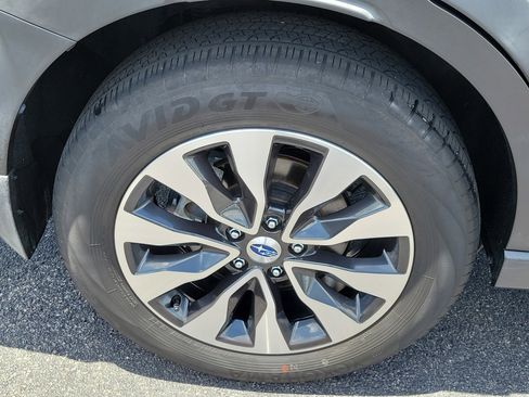 Used 2024 Subaru Outback Limited AWD/4WD image 10