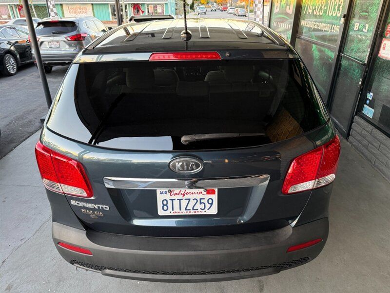 Used 2011 Kia Sorento LX AWD/4WD image 15