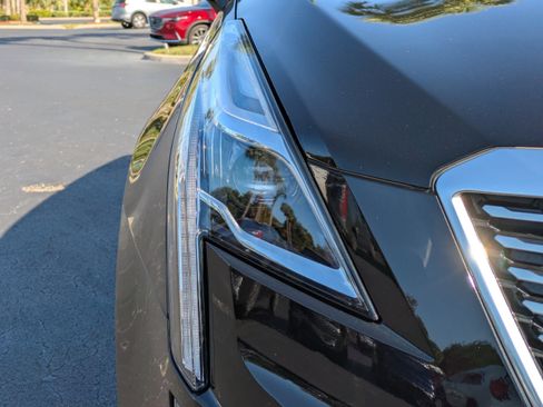 Certified 2025 Cadillac XT5 Premium Luxury w/ Technology Package image 9