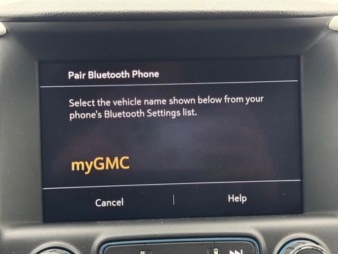 Used 2020 GMC Terrain SLE w/ Driver Convenience Package FWD image 21